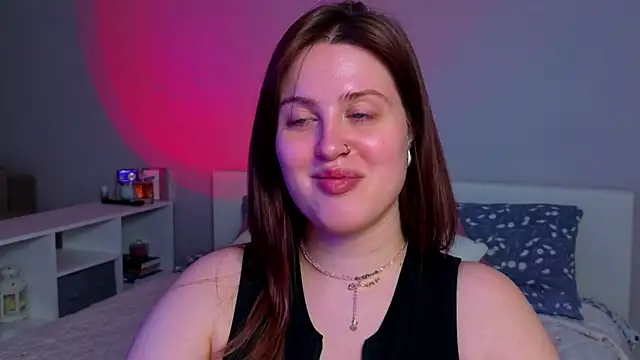 Sassy_Talkin_ Adlı Modelin Canlı XXX Sohbeti