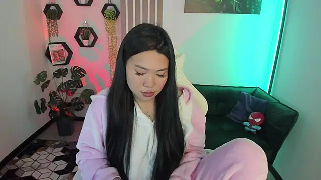 Chatroom XXX en direct de LunaPurrr