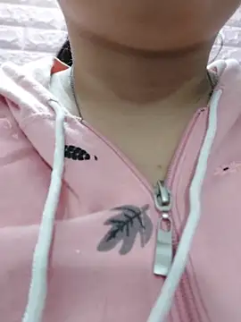 Chat +18 de Elinaax ao vivo