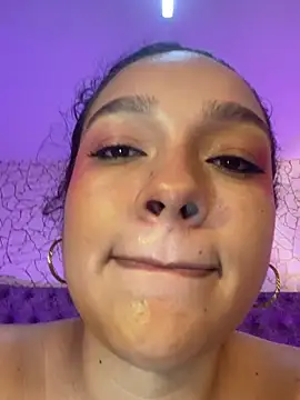 EMILYY_FOXY Obrolan Langsung XXX