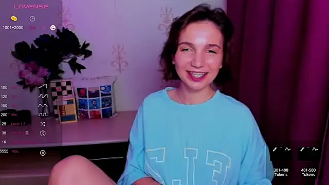 KindHazelHere_'s Live XXX Chat