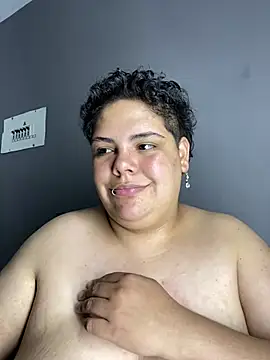 Hailey_Curvy Chat XXX in diretta