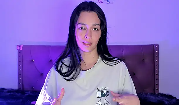 EmilyRamiirezz Chat XXX in diretta
