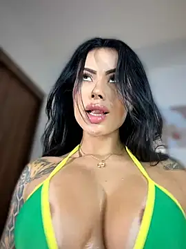 Chat +18 de KimberlyWalton ao vivo