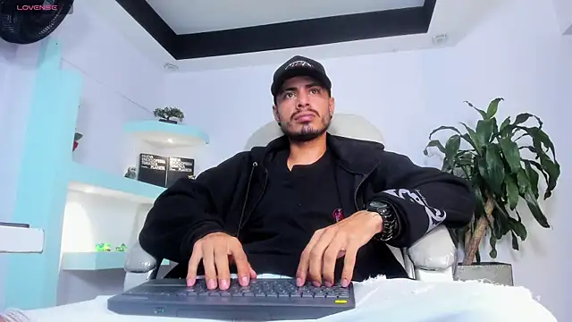 MatthewRoberts – Naživo XXX chat