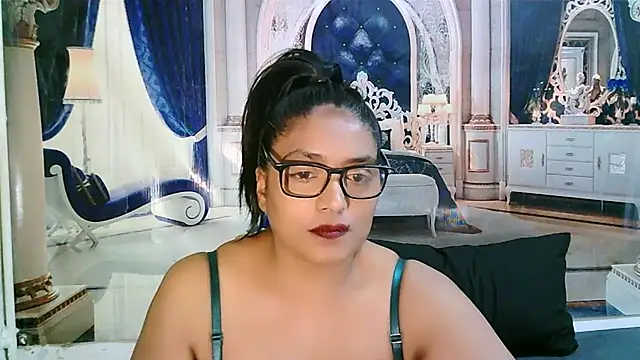 Czat XXX na żywo – IndiaBlackPanther