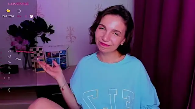 KindHazelHere_'s Live XXX Chat