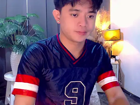 โชว์เว็บแคมของ NautyBoyBrazeen_143