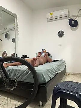 bigdick211292 Chat XXX live