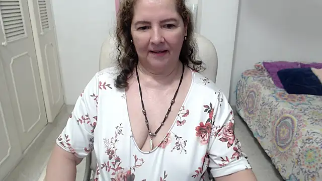 Chat +18 de leonela_69 ao vivo