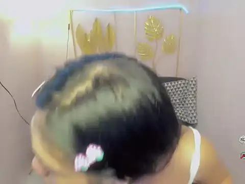 Pretty_jamaica Chat XXX in diretta