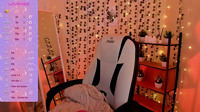 CharliGrace_'s Live XXX Chat