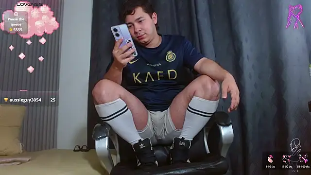 Julian_Smith21 网络视讯表演