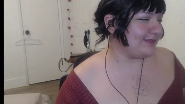 Chat XXX en directo de MaevenNectar
