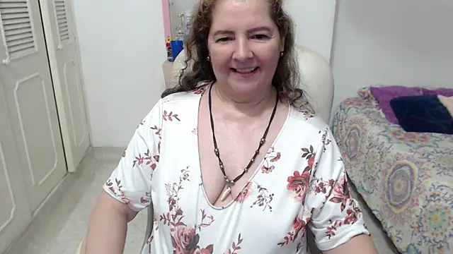 leonela_69 – Live XXX-chat