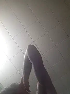 19JaSon83's Live XXX Chat