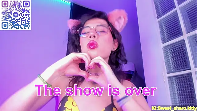 Sweet-SharoKitty live XXX chat
