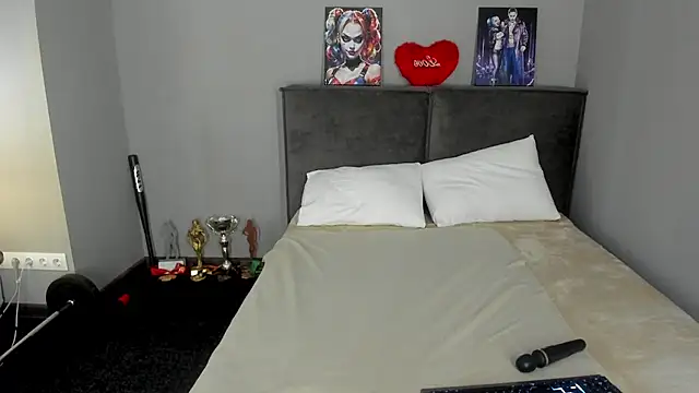 MuscleXXXBarbie Live XXX-chat