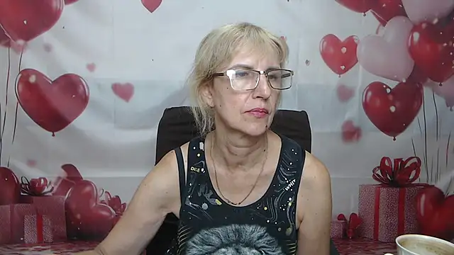 PattySanny Adlı Modelin Canlı XXX Sohbeti