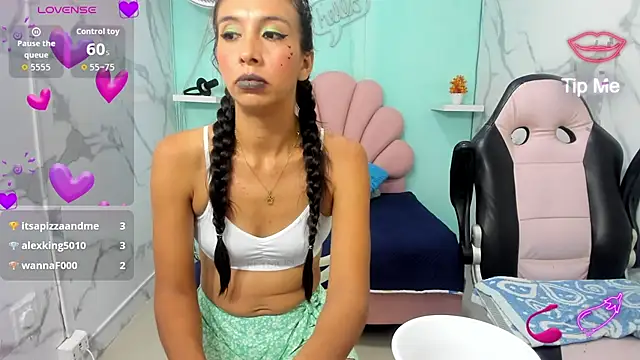 sandra_petite19 – Live XXX-chat