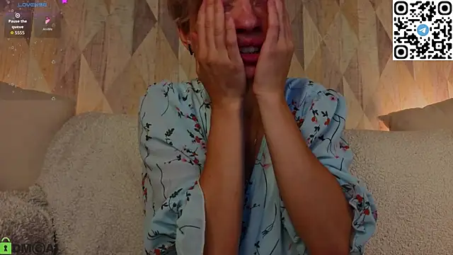 دردشة Michelle_Blond الجنسية المباشرة