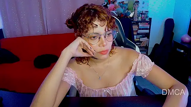 Drea_Foox Adlı Modelin Canlı XXX Sohbeti