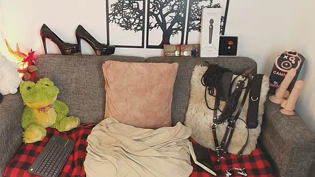 Angelabrowm Adlı Modelin Canlı XXX Sohbeti