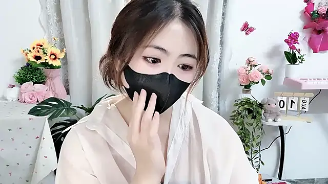 MIJ-Uwuu Live XXX-Chat