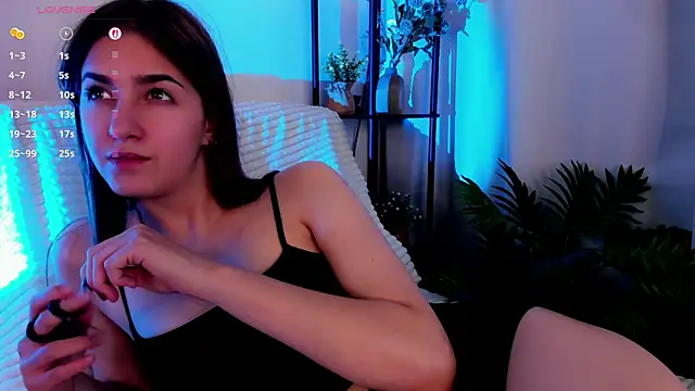 Chat XXX en directo de ClarineCasebolt