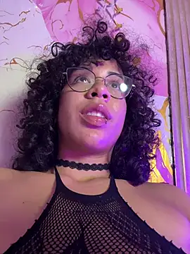 Woo_isDaphne Chat XXX live