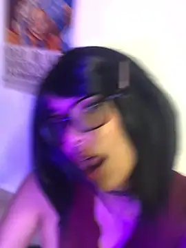 Luna-Chann's Live XXX Chat