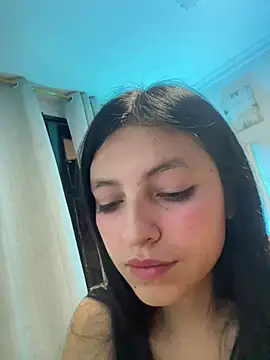 Miel_rousse Chat XXX in diretta