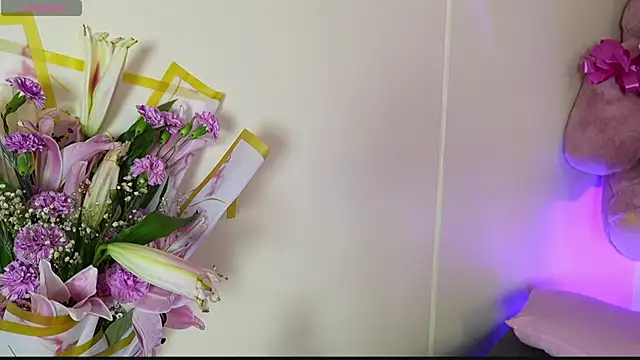 mia_roux1 Obrolan Langsung XXX