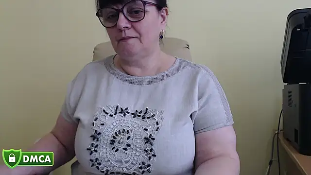 BrandiOhNight's Live XXX Chat