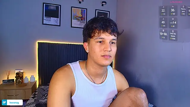Leo_Savage_ XXX чат на живо