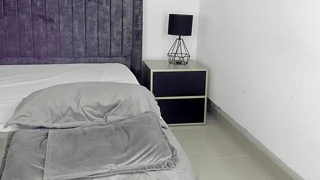 MiaKhal_ Chat XXX live