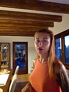 Živý XXX chat kylie_blck