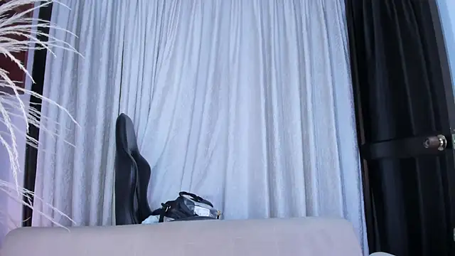 CandyDance1_ élő XXX-chatje