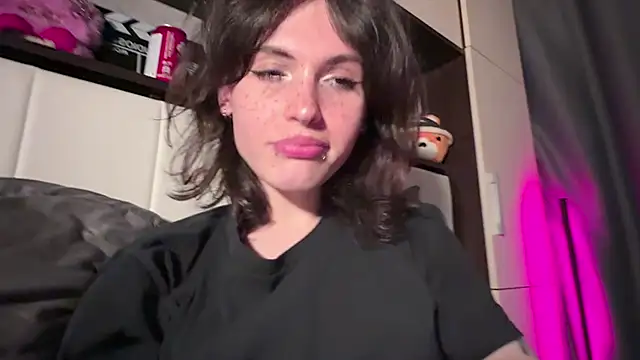 maybefuckingbaby's Live XXX Chat