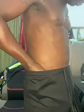 Chat +18 de Pornhouse420 ao vivo