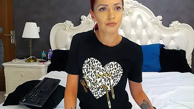 Онлайн чат XXX MeghanLoft