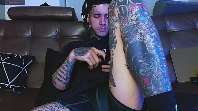 Chatroom XXX en direct de jhonny__ackerman