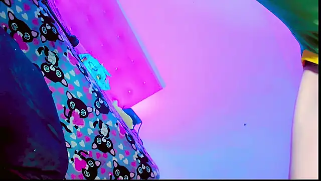 XXX chat uživo modela malahya_