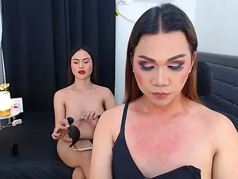 CarlaXFrancine Chat XXX in diretta