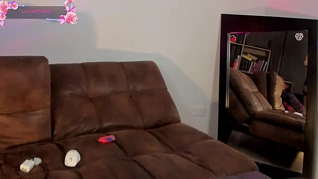 La_Diabla_111_'s Live XXX Chat