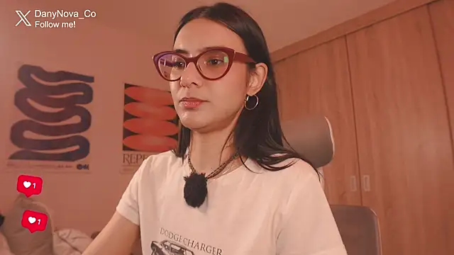 Czat XXX na żywo – DanyNova_Co