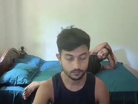 DesiDaddyandSon Chat XXX in diretta