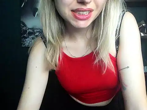 Chat +18 de loveHeidi ao vivo