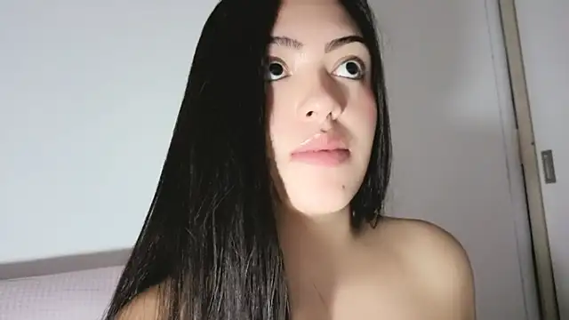 Melanie-Roberts XXX чат на живо