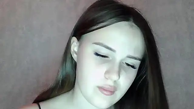 SweetLoraa's Live XXX Chat